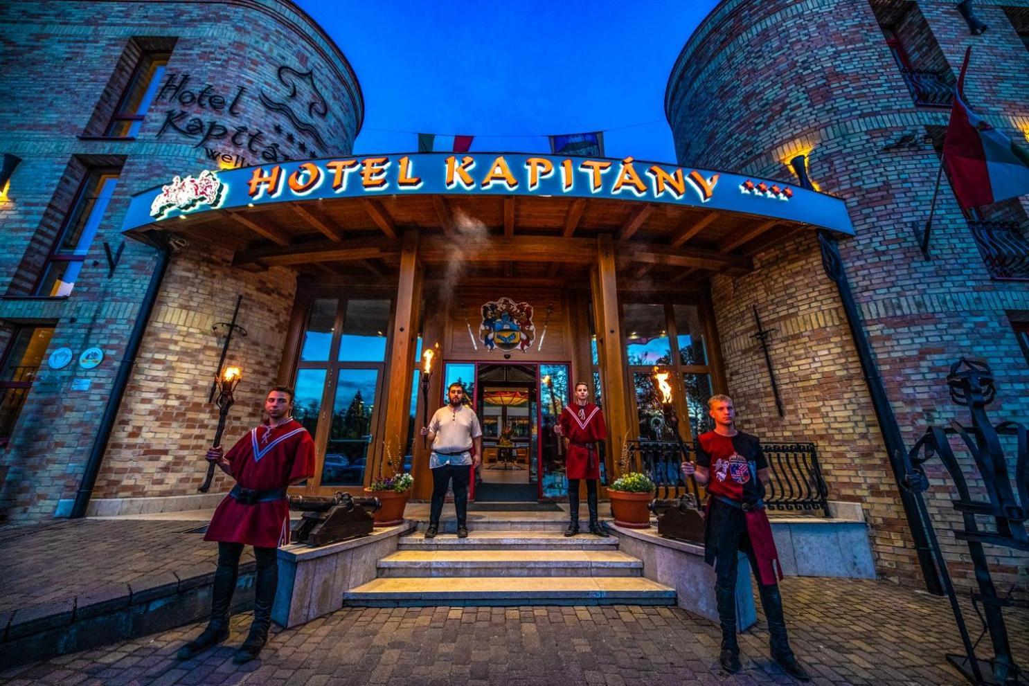 Hotel Kapitany Wellness Sümeg Exterior foto